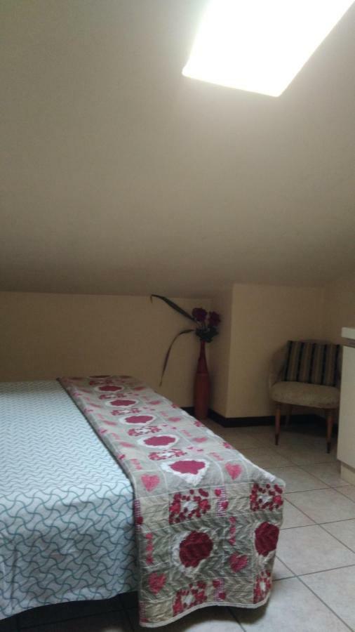 Appartement Mansardina Tassoni *